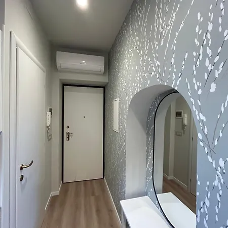 Molevibes, Mansarda Panoramica - Piazza Vittorio Lägenhet *