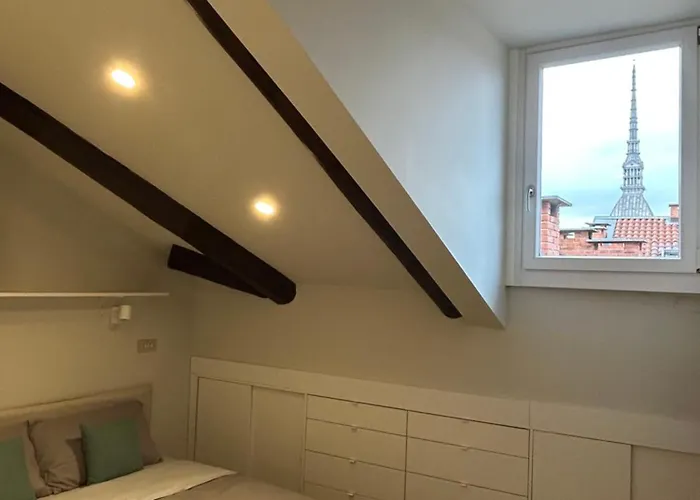 Apartment Molevibes, Mansarda Panoramica - Piazza Vittorio Turin