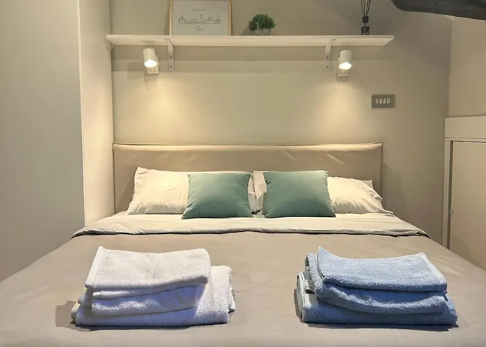 Molevibes, Mansarda Panoramica - Piazza Vittorio Apartament